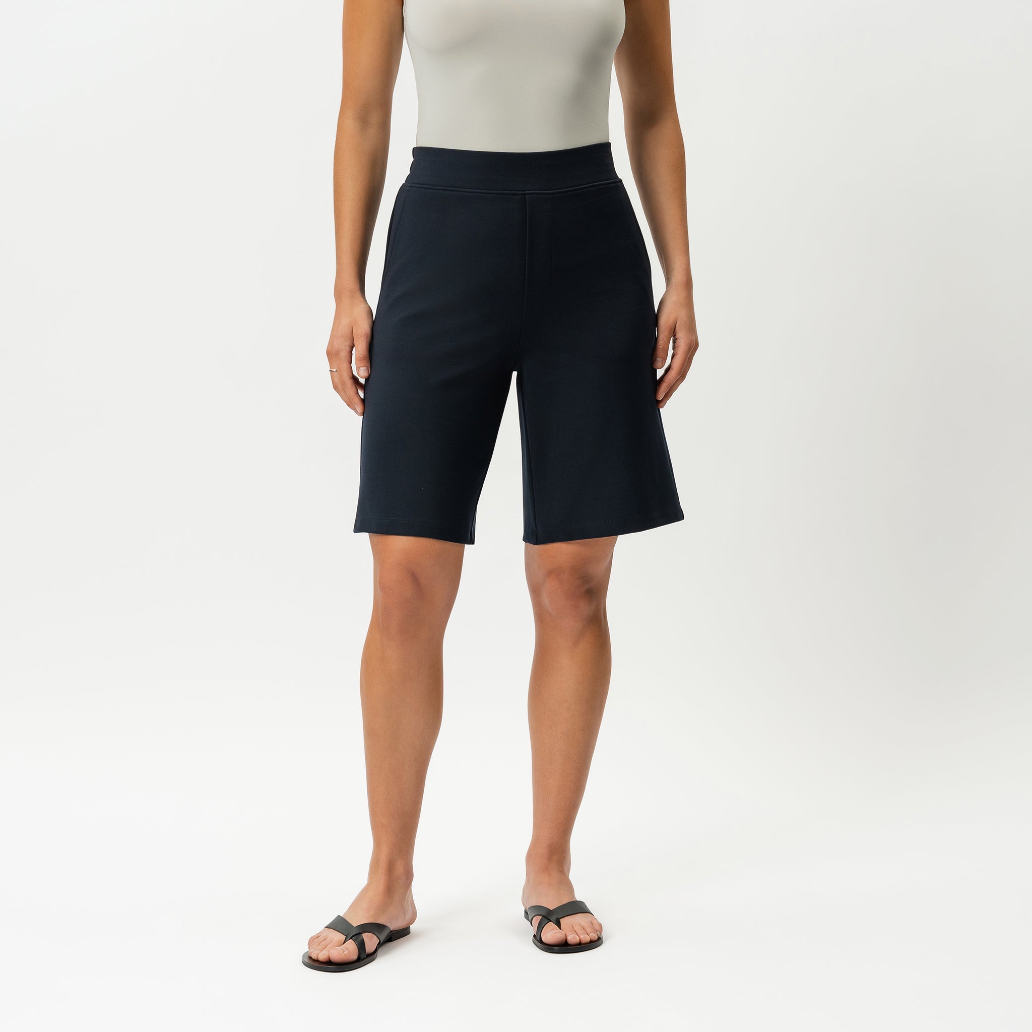Light Ponte Shorts