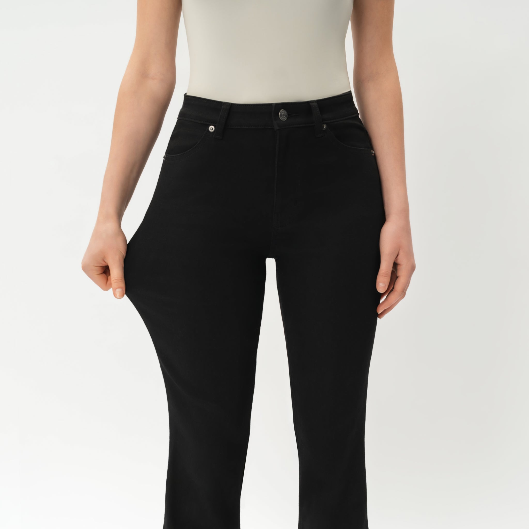 Bootcut ComfortDenim™ Jeans - Ninepine